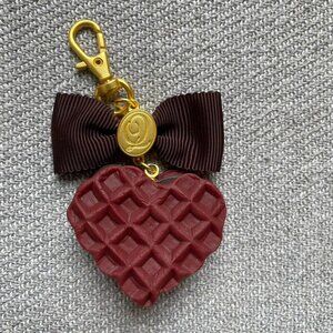 Sweet heart-shaped waffle keychain 🍫✨